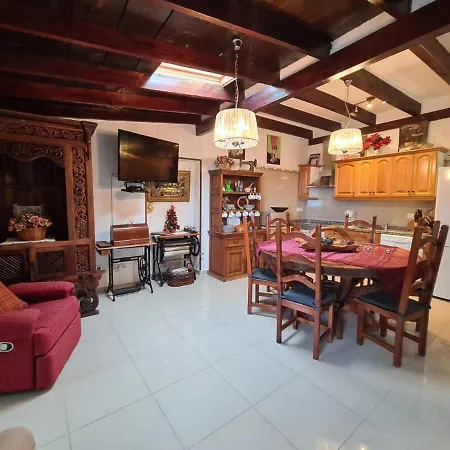 Holiday home Almendro Arico Viejo